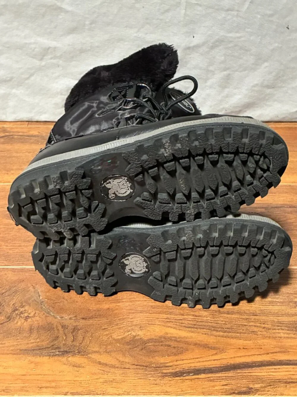 Khombu boots women’s